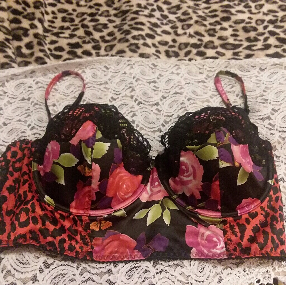 Victoria's secret padded push up bra 36D